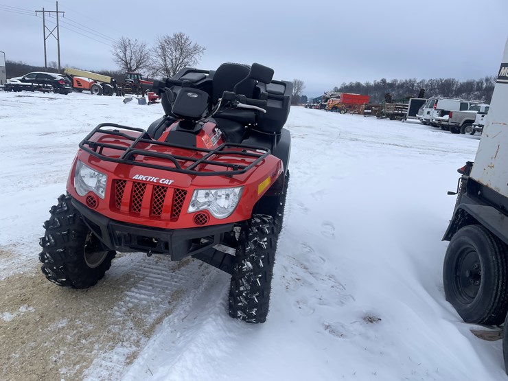 #1071-•-2014-arctic-cat-image-2