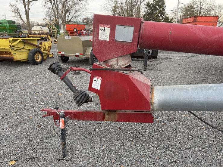 hutchinson-10x60-image-3