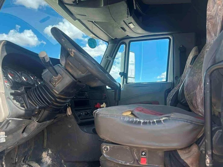 international-prostar-image-5