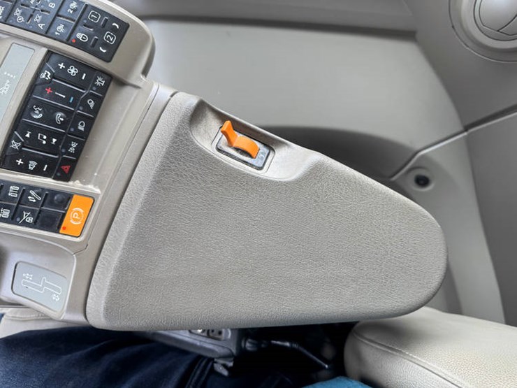 john-deere-800r-image-63