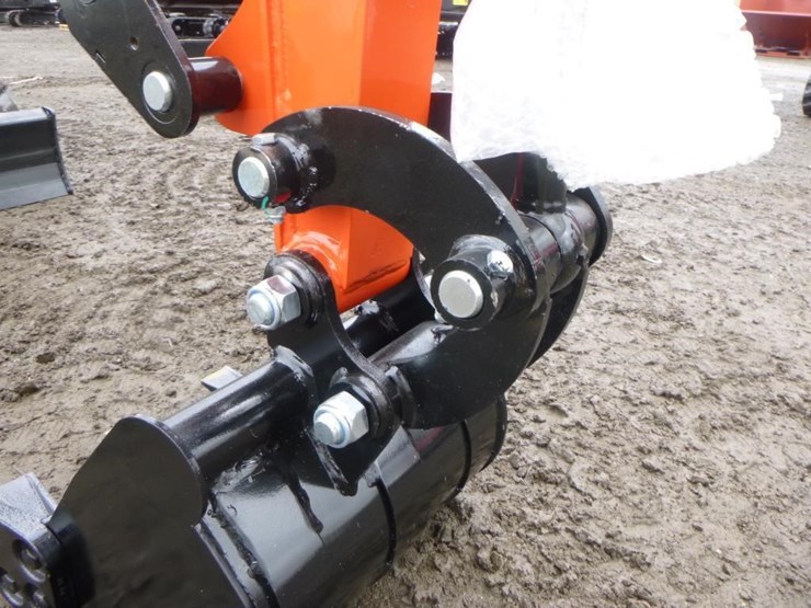 2025-tpm-18k-hydraulic-excavator-image-11