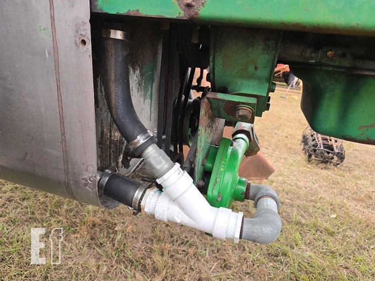 john-deere-700-image-12