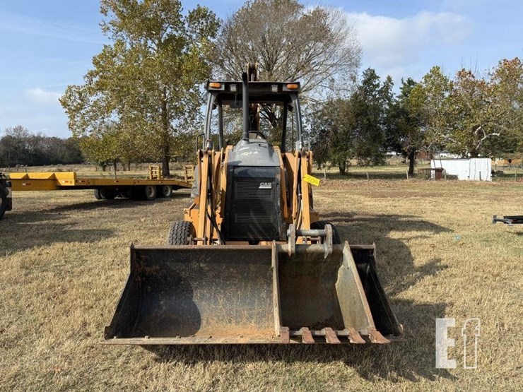 2014-case-580n-image-2