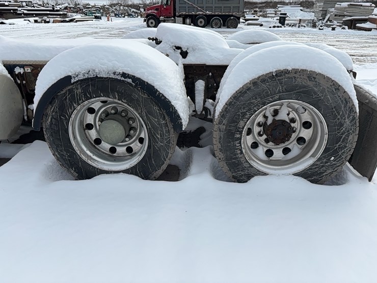 2017-western-star-4700sf-image-10