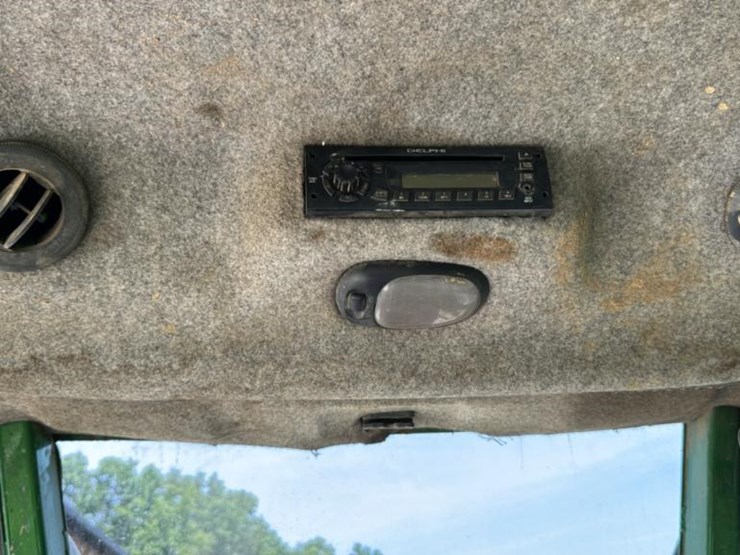 john-deere-2010-image-49