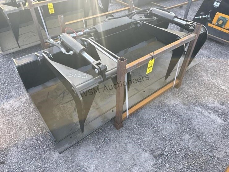 2025-giyi-pg72-plate-grapple-for-skid-steer-image-1