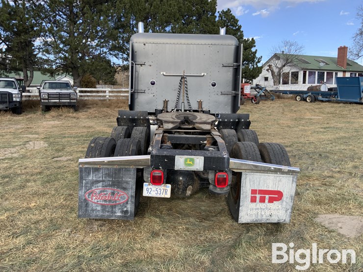 peterbilt-377-image-6