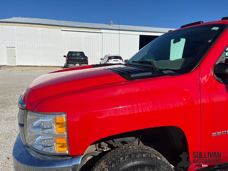 chevrolet-silverado-3500-image-9