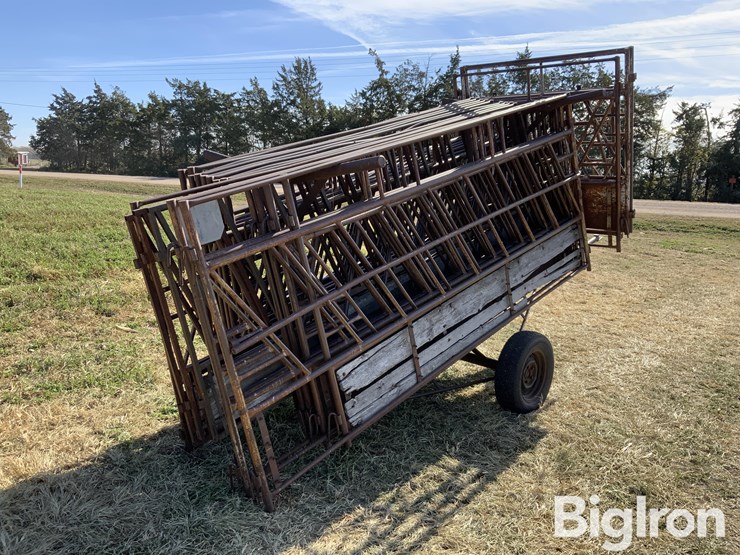 feed-panel-trailer-image-5