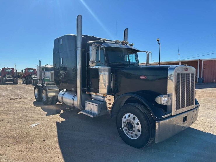 2006-peterbilt-379-image-3