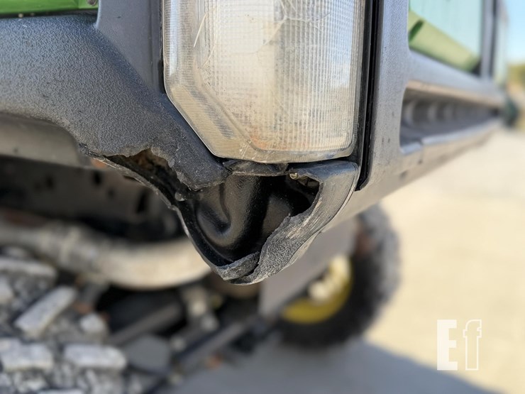 john-deere-gator-xuv-835m-image-11