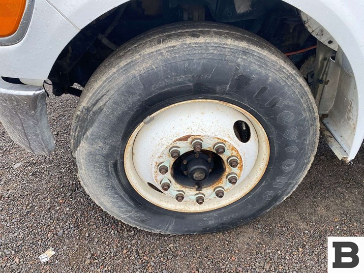 2006-ford-f750-image-11