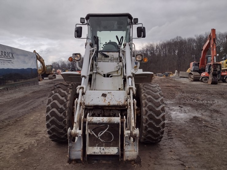 hyundai-hl730-image-2