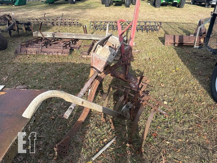 (2)-mule-plows-&-fertilizer-distributors-image-1