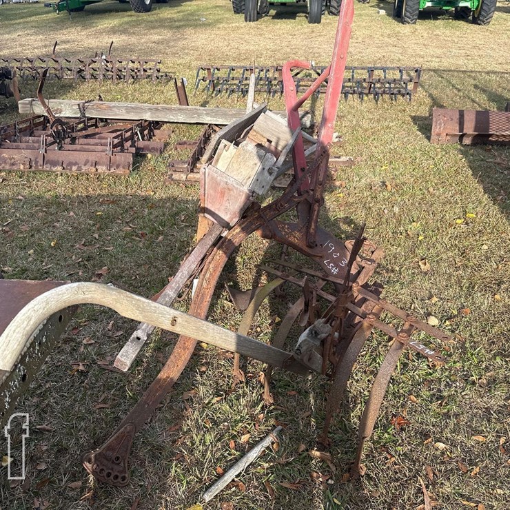 (2) MULE PLOWS & FERTILIZER DISTRIBUTORS