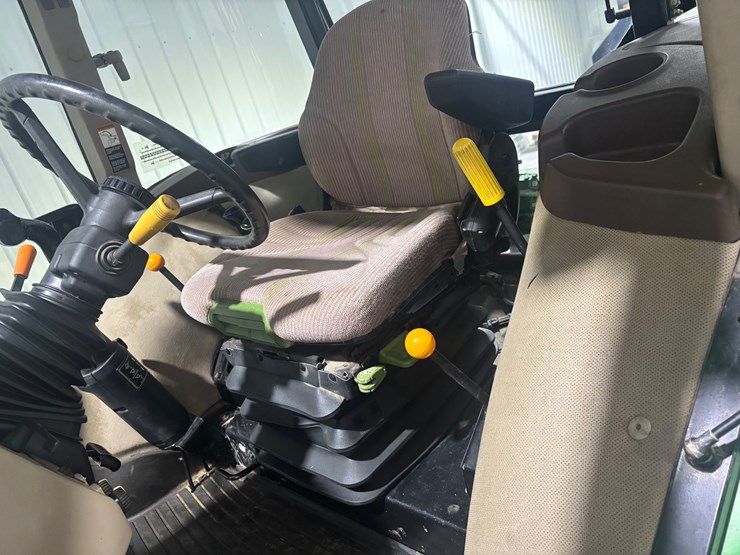 john-deere-6115d-image-5