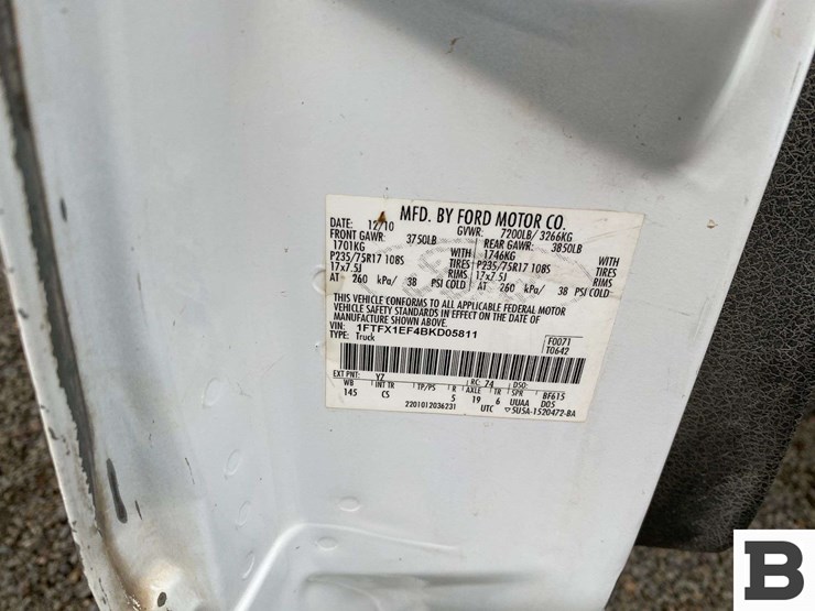 2011-ford-f150-image-35