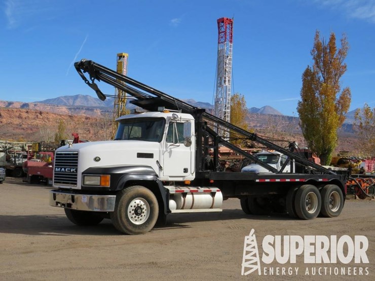 1998-mack-cl713-image-1