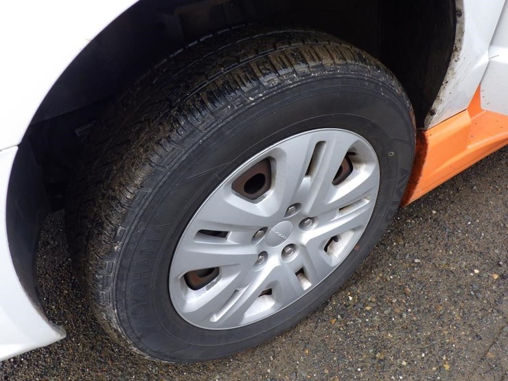 2014-dodge-grand-caravan-image-13