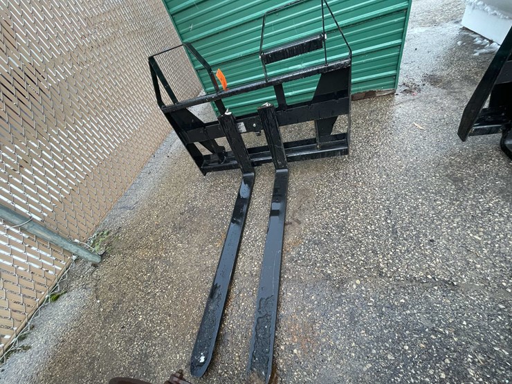 #6111-•-48"-skid-loader-forks-(o12)-image-2