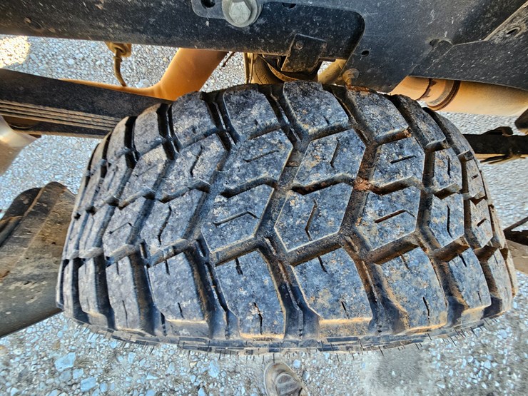 chevrolet-silverado-2500-image-56