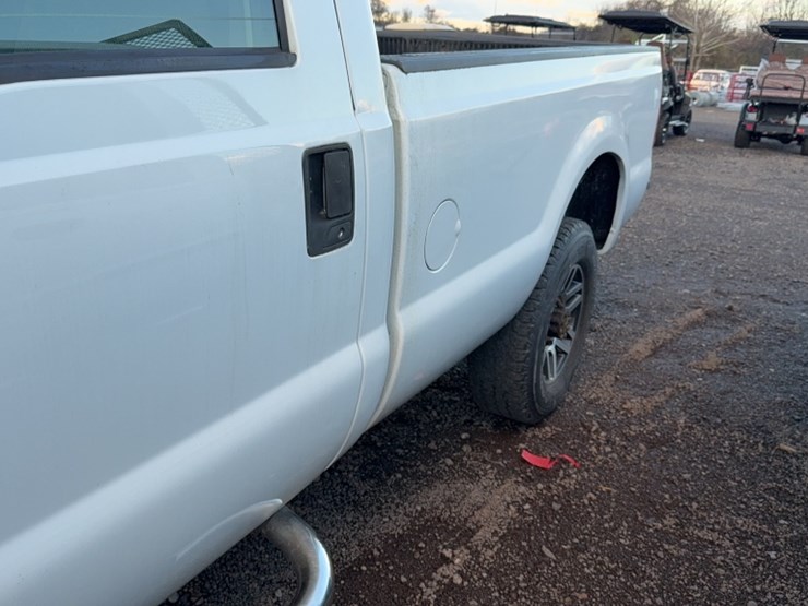 2002-ford-f250-image-13