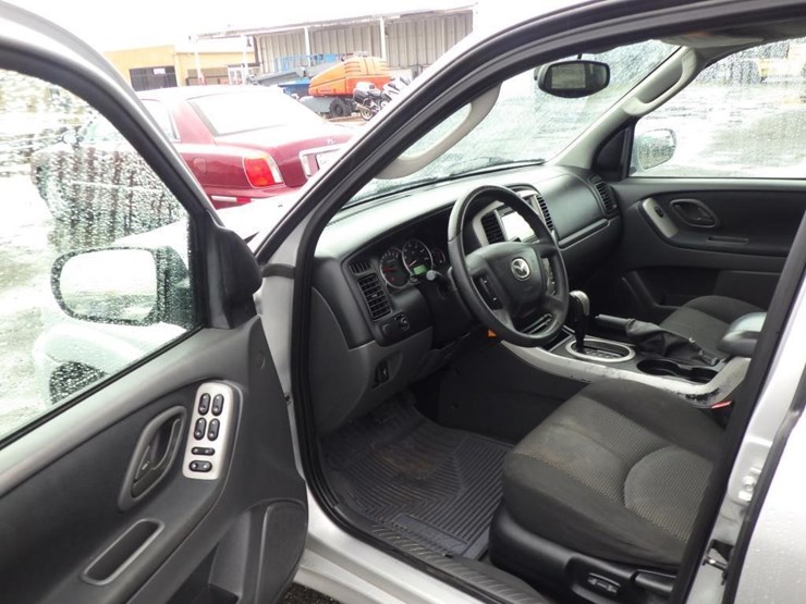 2005-mazda-tribute-image-5