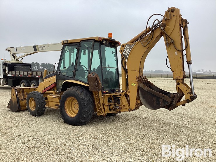 caterpillar-420d-image-14