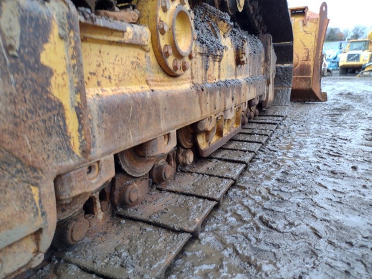 caterpillar-d6n-xl-image-32