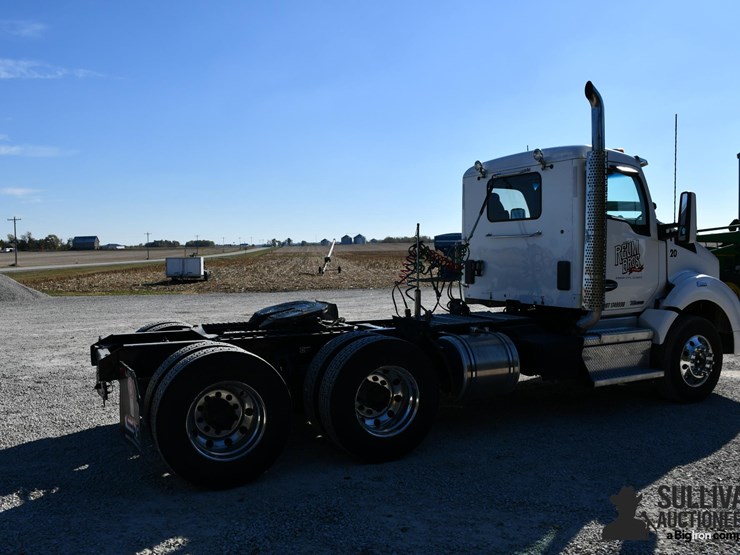2020-kenworth-t880-image-5