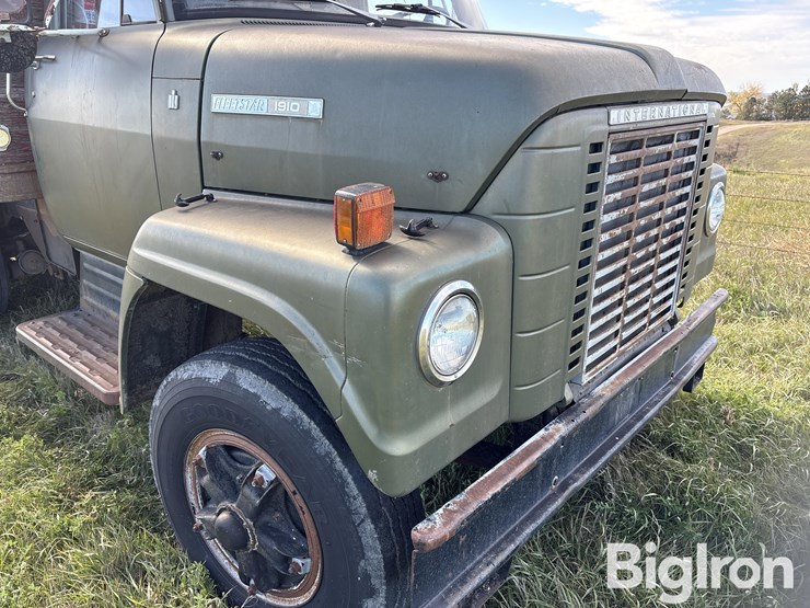 international-fleetstar-image-14