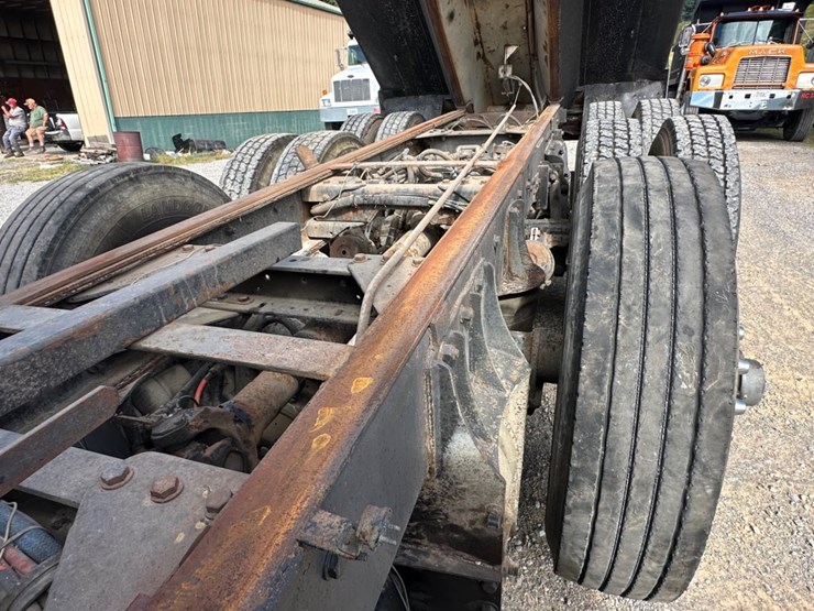 kenworth-t800-image-69