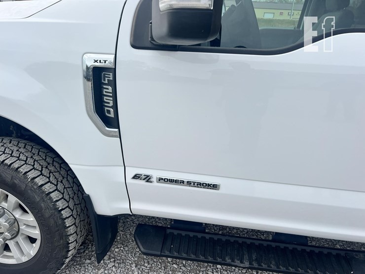 ford-f250-xlt-image-26