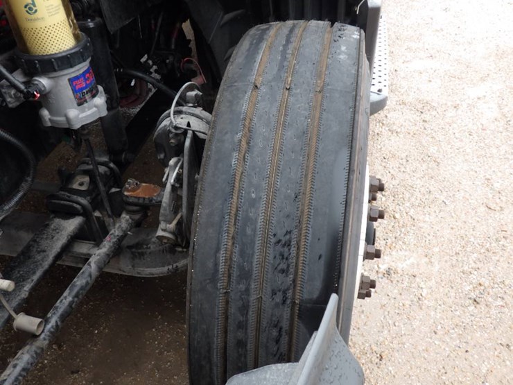 international-lt-image-22