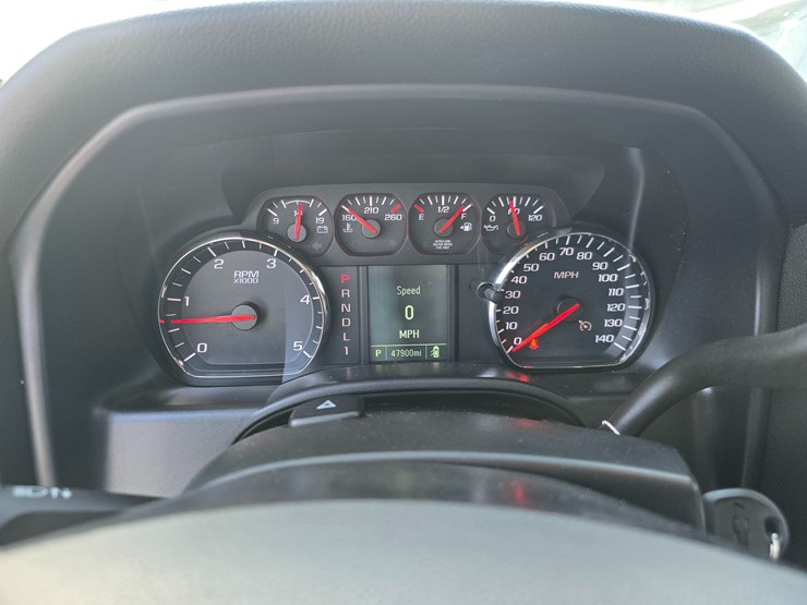 chevrolet-silverado-5500hd-image-70