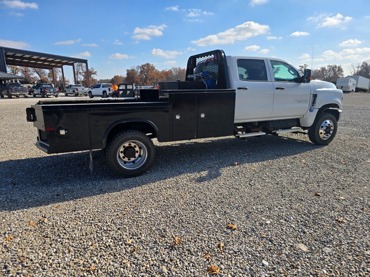 chevrolet-silverado-5500hd-image-29