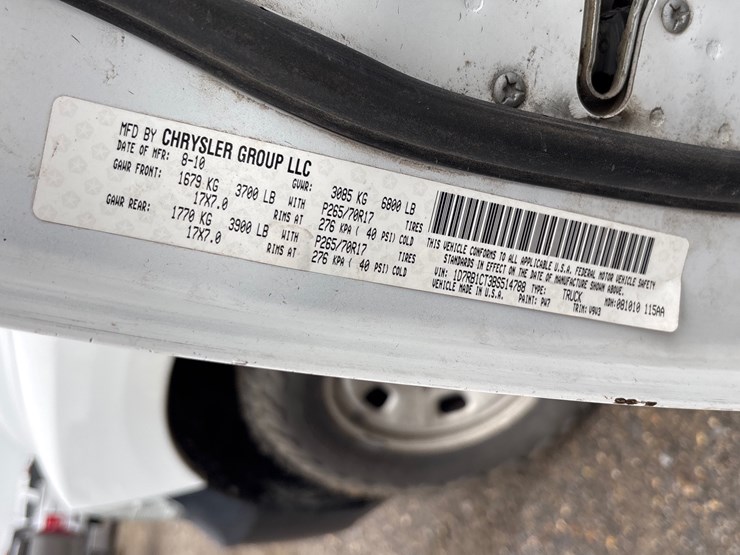 dodge-ram-1500-image-12