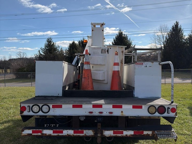 ford-f450-xl-image-4