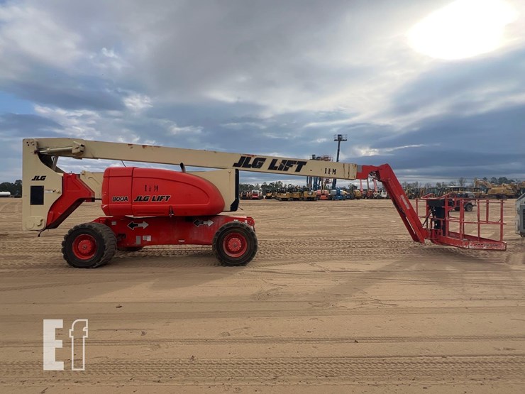 2000-jlg-800a-image-5