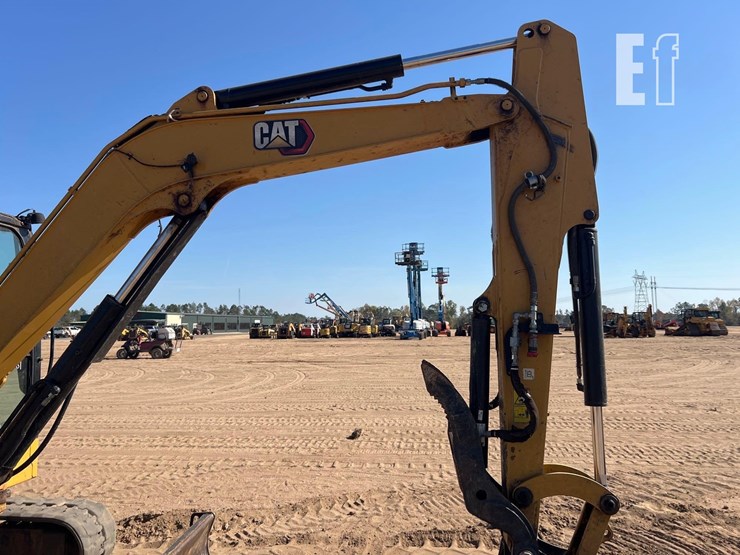 2020-caterpillar-306-cr-image-24