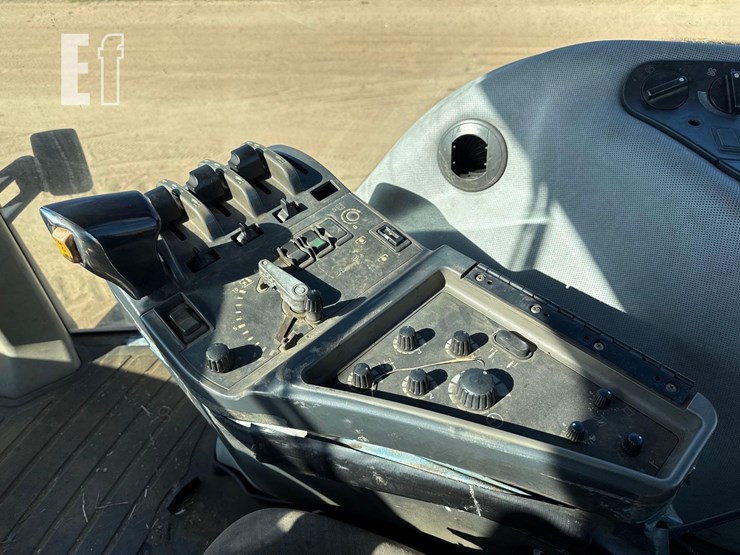 case-ih-mx220-image-17