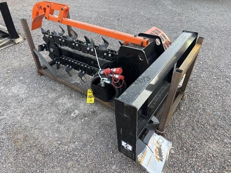 2025-giyi-d39-trencher-for-skid-steer-image-2