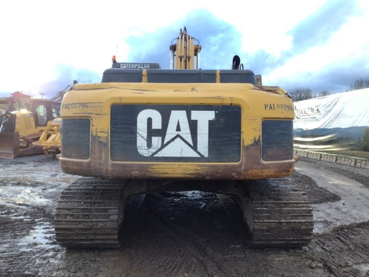 caterpillar-325d-image-4