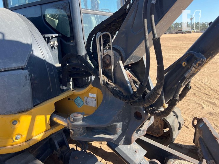 2018-deere-60g-image-27