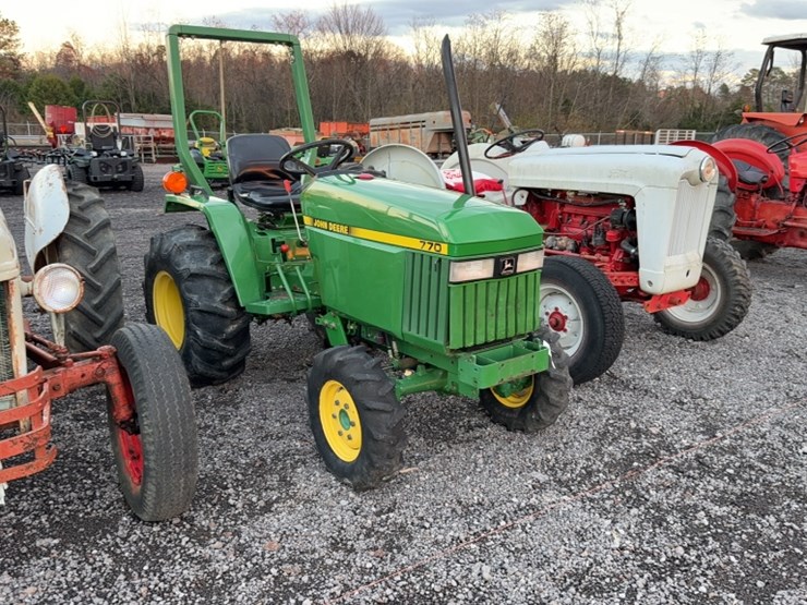 john-deere-770-image-3