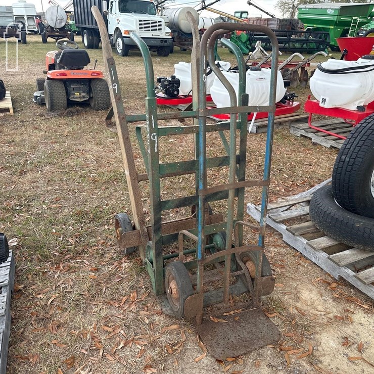 (3) HAND TRUCK