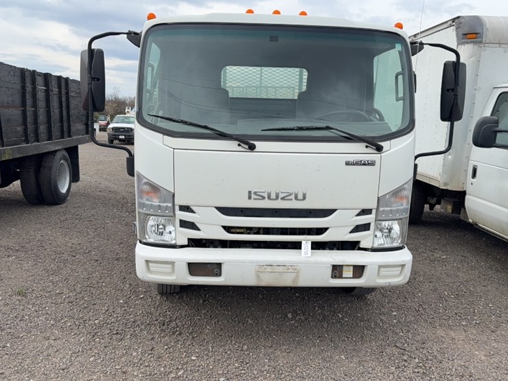 isuzu-npr-hd-image-2