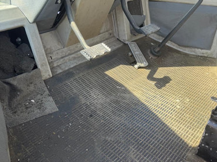 1989-ford-876-image-27