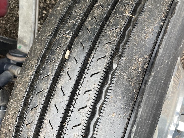 2009-peterbilt-386-image-44