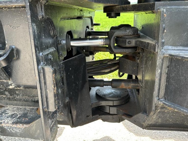 john-deere-2010-image-29